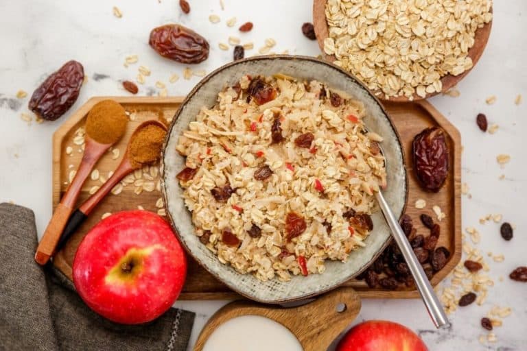 apple-raisin-oatmeal-mastering-diabetes